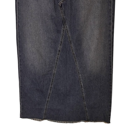 Levi's Women's Iconic Long Skirt- Denim Maxi Length Skirt- Size 25 - Picture 8 of 13